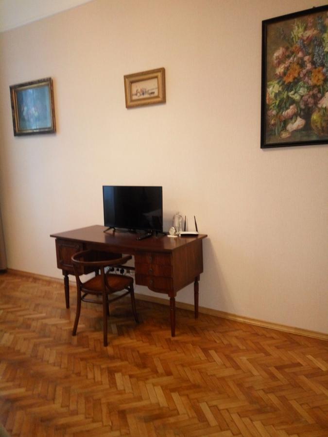 Gorgeous Apartments In Historical Center Of Lvov エクステリア 写真